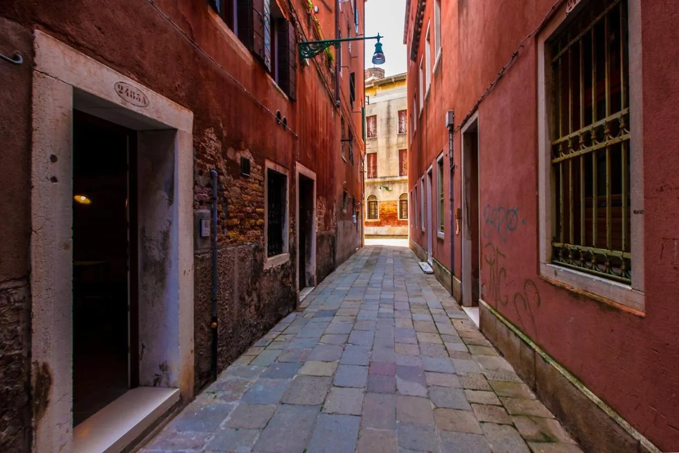 La Casa Ai Frari - Appartamento Su Tre Livelli - Venezia Centro Italie