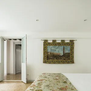Goodwind Apartment
