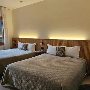 3* Πανσιόν Antica Raffineria